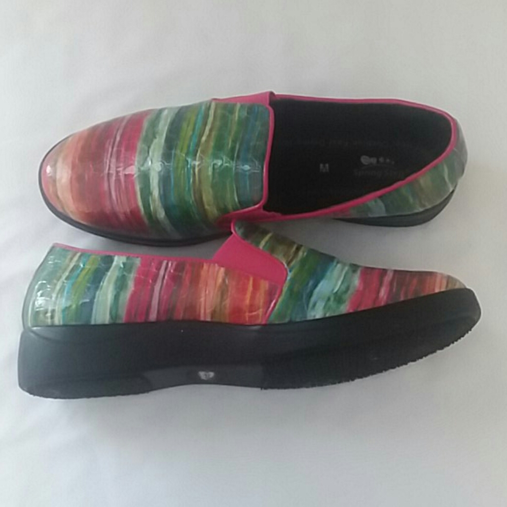 Spring Step Nurse Shoes Rainbow Arch Support